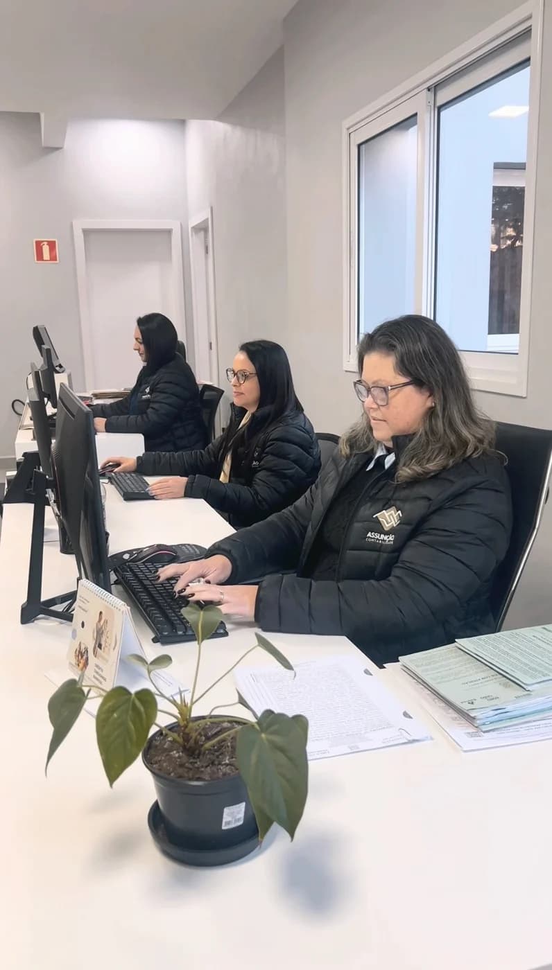 Equipe da Assunção Contabilidade no escritório de Caçapava do Sul